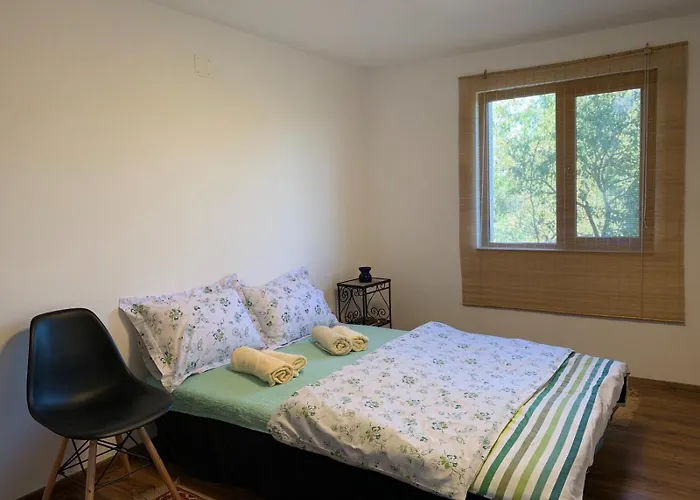 Villa Garden House Near Kaloşvar